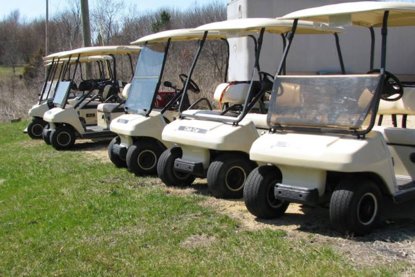 Christians Carts White Club Car Fleet Gas Carts for Rent or Purchase